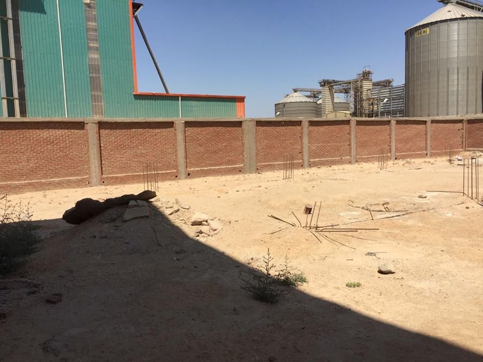 للبيع مصنع 5200 م  في الصناعية السادسه