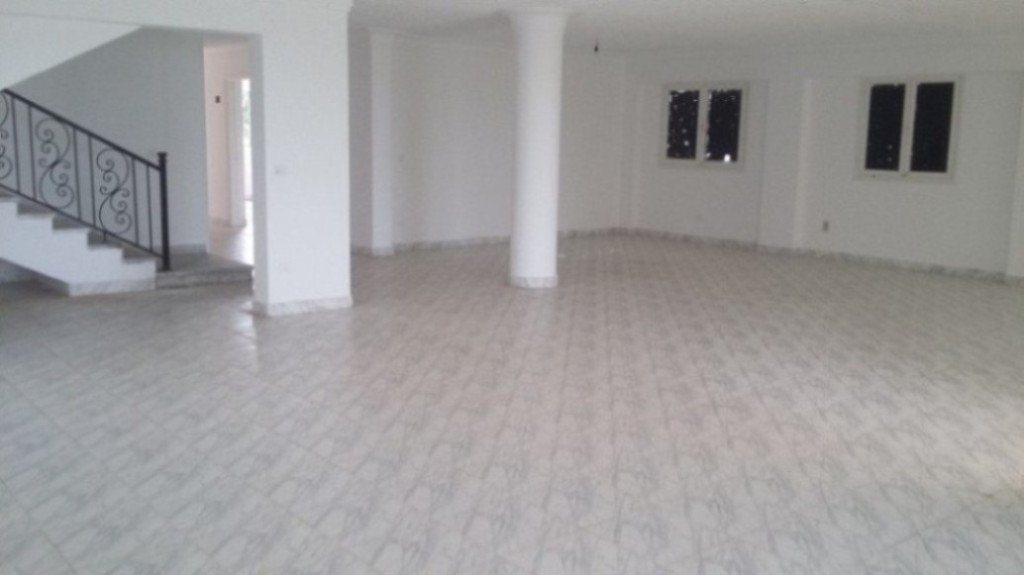 للبيع فيلا صف أول على البحر سوبر لوكس بموقع متميز بالكيلو 58 الساحل الشمالى