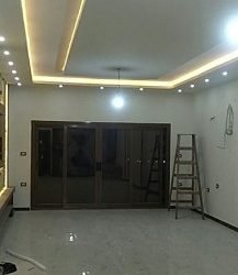 شقه إيجار قانون جديد في التجمع الخامس النرجس عمارات ٢٢٠م