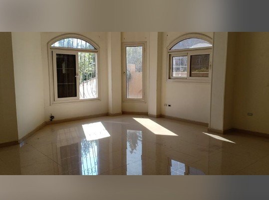 ‏شقة‏ بعدد ‏٣‏ أسرّة · ‏2‏ حمام