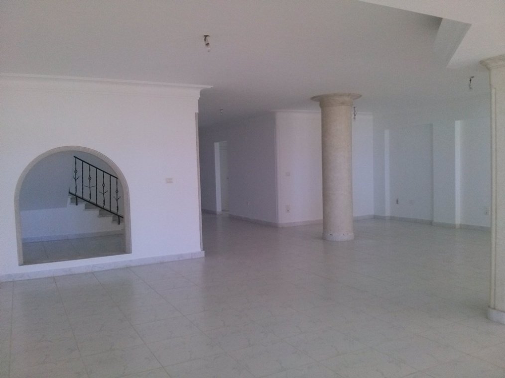 فيلا سوبر لوكس صف أول على البحر بقرية هايدى الساحل الشمالى ك 58