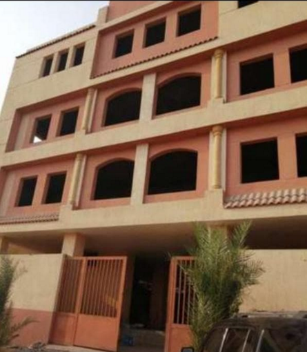 للبيع مصنع صناعات غذائيه ويصلح تغير النشاط ل9 نشاطات المساحه 500 متر