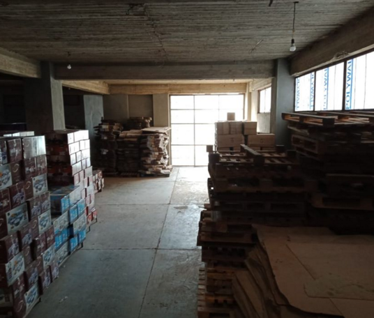 مصنع للبيع نشاط صناعة اوانى الطهى فى السادس من اكتوبر