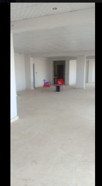 مصنع ملابس للايجار بالتجمع