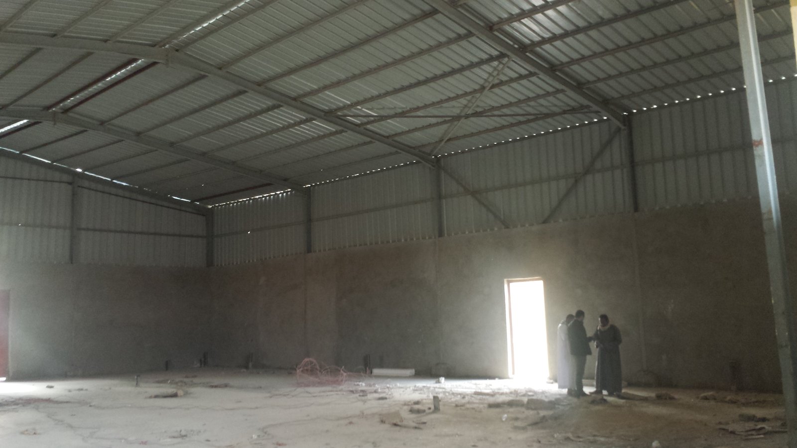 مصنع للبيع 1000متر رخصة هندسي