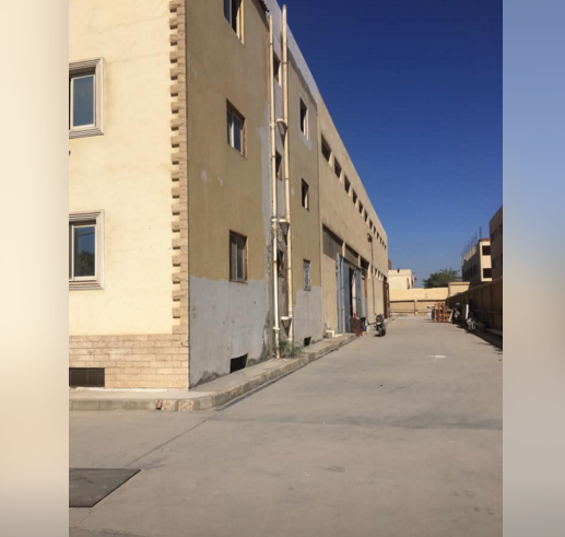 مصنع للبيع نشاط نسيج فى مدينة العبور