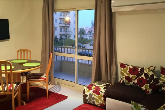 شقه للبيع بعمارات المستقل بالشيخ زايد