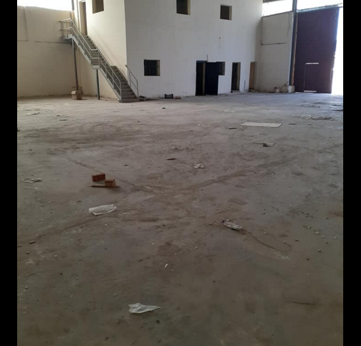 مخزن للايجار العبور