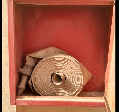 مخزن للايجار العبور