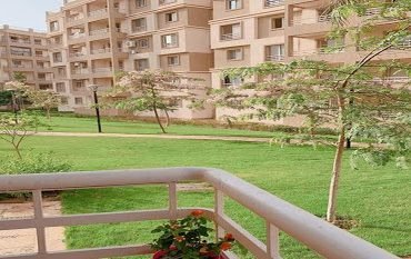 للايجار بمدينتي بال b6 شقه 103 متر 3غرف و2 حمام فيو جاردن تشطيب الشركه