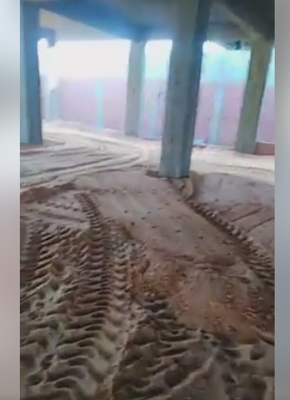 مصنع للبيع نشاط دوائى بالعاشر