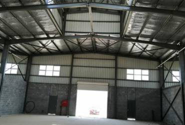 مصنع للبيع هندسى بالعاشر