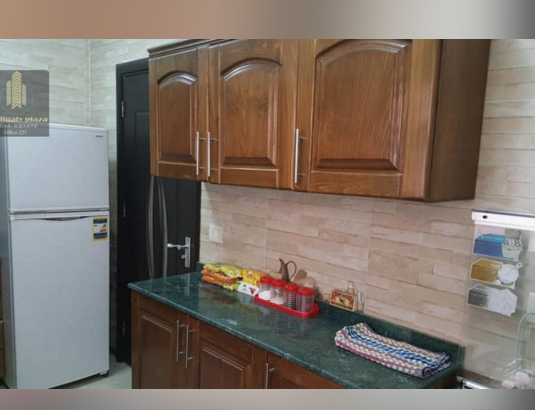 شقة للايجار مفروش بمدينتى بلازا