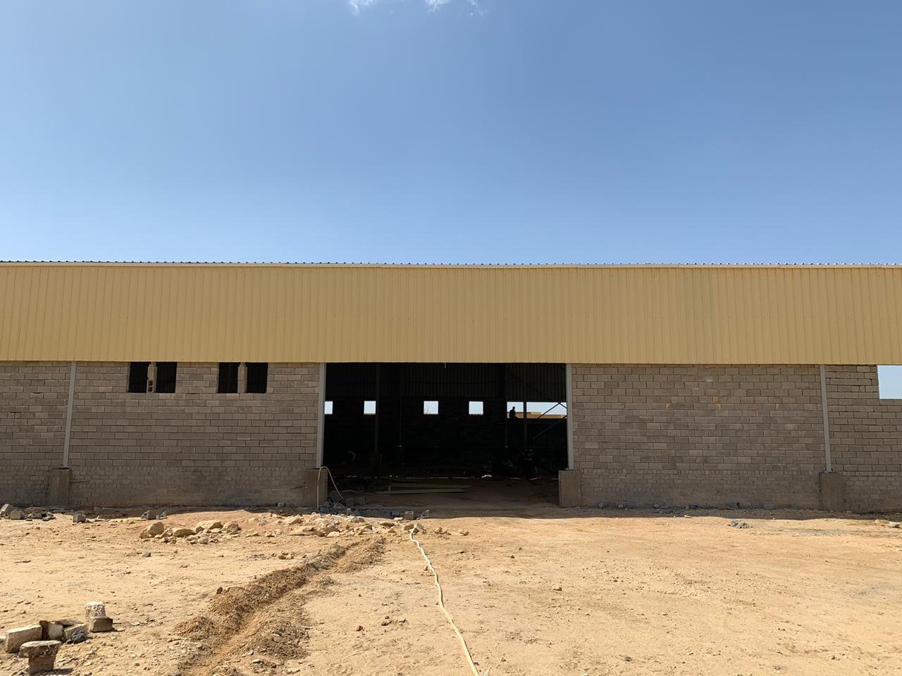 مصنع للبيع بالمنطقة المتوسطة