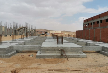 ارض صناعى للبيع نشاط غذائى بالعاشر