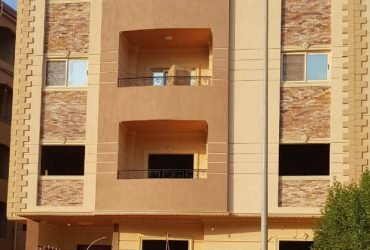 شقة للبيع من المالك مباشرة بجاردينا هايتس 210 م استلام فوري