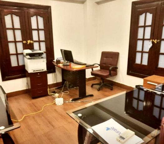 شقة ادارى للايجار بالتجمع الخامس شارع التسعين