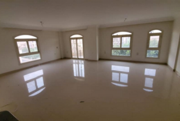 شقة للايجار بالتجمع الخامس النرجس فيلات