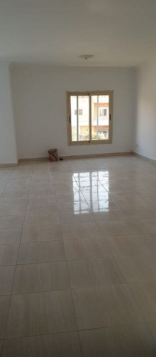 شقة للايجار في التجمع الخامس النرجس فيلات