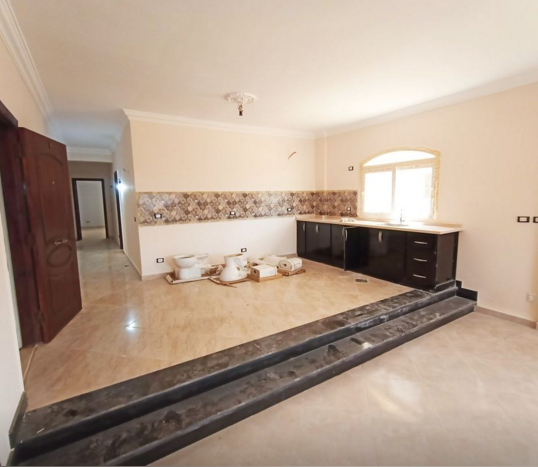 شقة للايجار فى التجمع الخامس ش التسعين