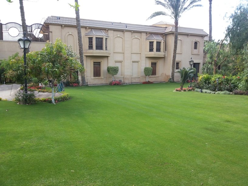 للبيع قصر للعظماء و لهواة الفخامة