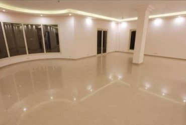 شقة للايجار  بالتجمع مساحة 330متر