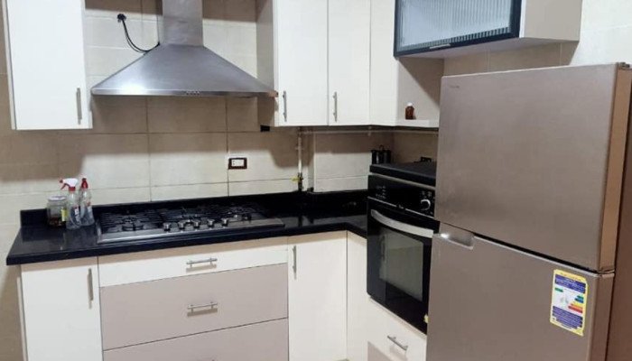 شقه للايجار بكمباوند اكاسيا 220متر