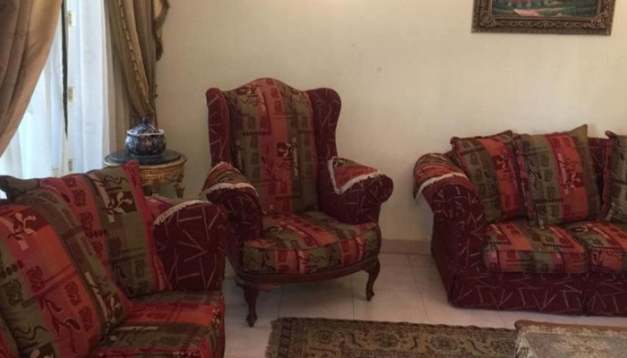 شقه للايجار بالحي الثاني بالتجمع الخامس