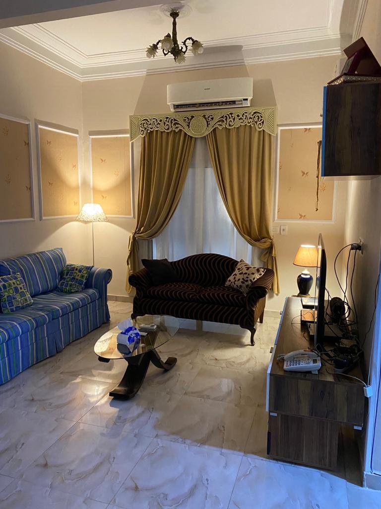 شقه للبيع بالدقي تفرعات محي الدين ابو العز