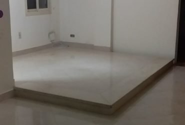 شقه للبيع في المجاورة العاشره