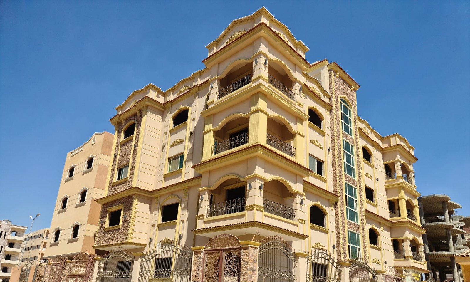 شقة للبيع الحى 300 التوسعات الشمالية اكتوبر