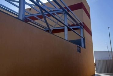 مصنع للبيع بسعر مغرى جدا