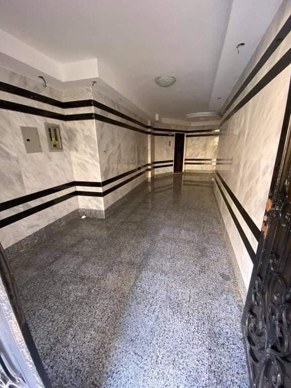 شقة 150 متر للبيع الحي ال 11 الشيخ زايد المجاوره الاولي