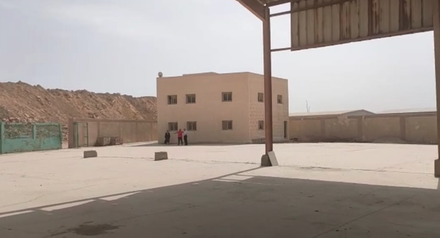 مركز صيانة سيارات بالمنطقه  الصناعيه بالقاطميه