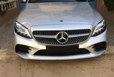 سيارة مرسيدس C300 للبيع موديل 2020