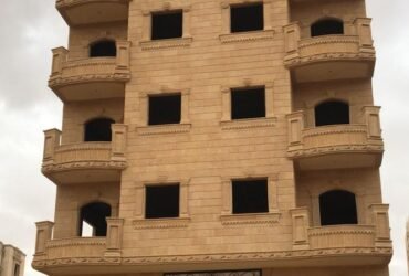 عمارة للبيع بالتوسعات الشمالية 6 اكتوبر منطقة ال 2000قطعه حى ال 300 قريبة من بورتو اكتوبر والبوليفار- مسلمه للجهاز