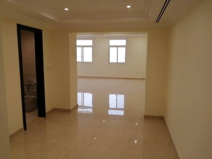 شقه 130م للبيع بالتجمع من حسن علام متشطبه بالكامل