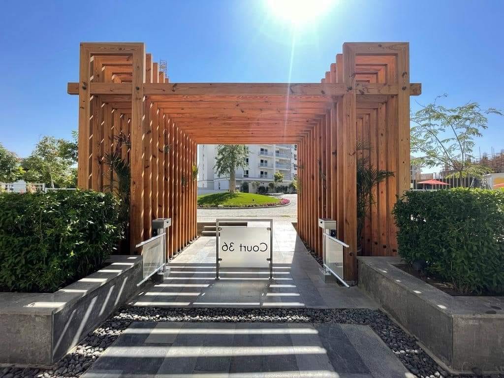 شقه للبيع 155م بكمبوند ماونتن فيو بالتقسيط