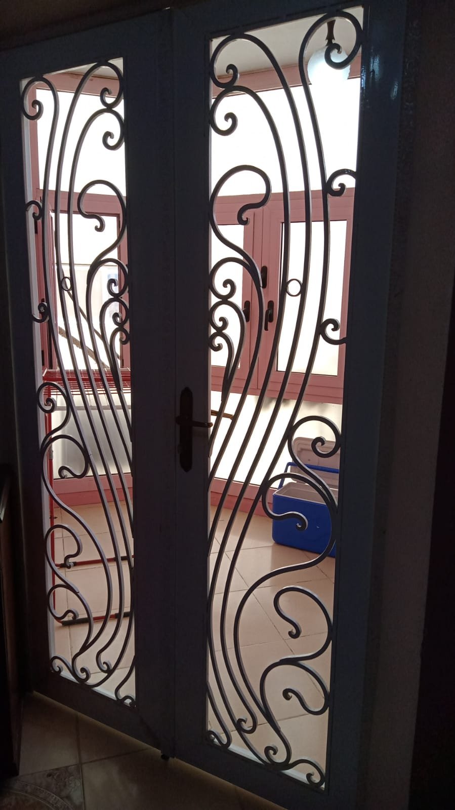 شقه سكنيه بالهرم للبيع