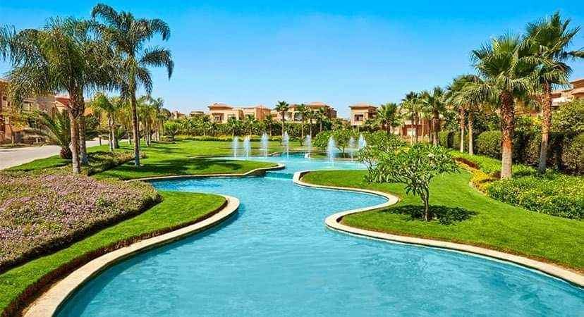 شقه 3غرف للبيع بالتجمع من حسن علام متشطبه بالكامل