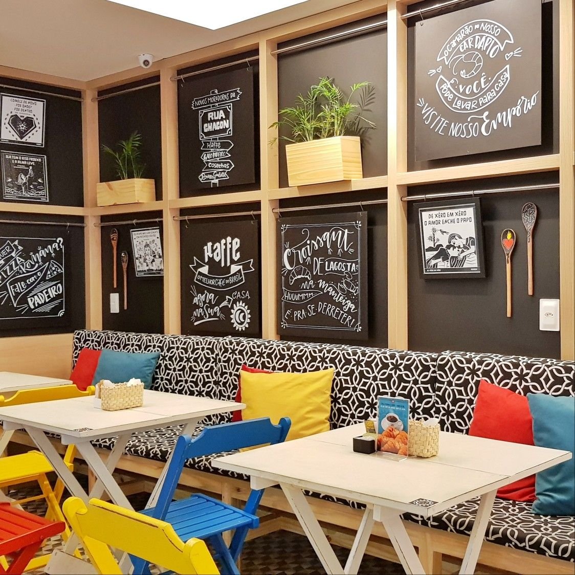 مطعم للايجار بشارع النصر بالمعادي بالمربع الذهبي 200م