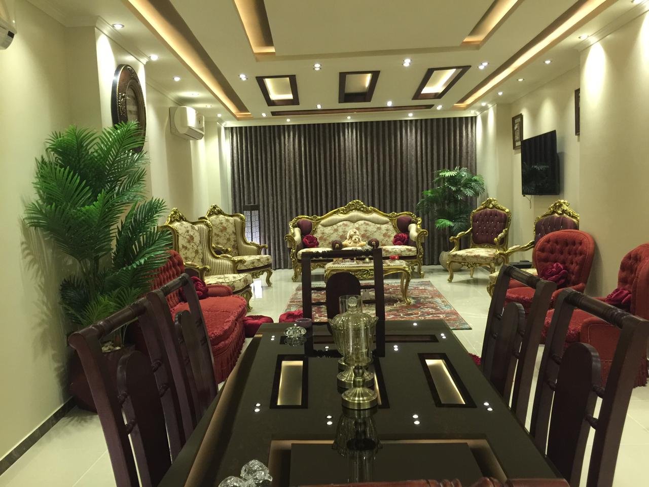 شقةللبيع باخر الهرم المنصورية تشطيب الترا سوبر لوكس-تطل على استوديو مسك وبانوراما الاهرام