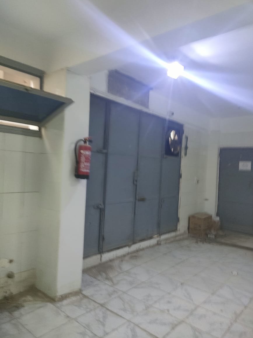 مصنع للإيجار بالتجمع ثلاث أدوار