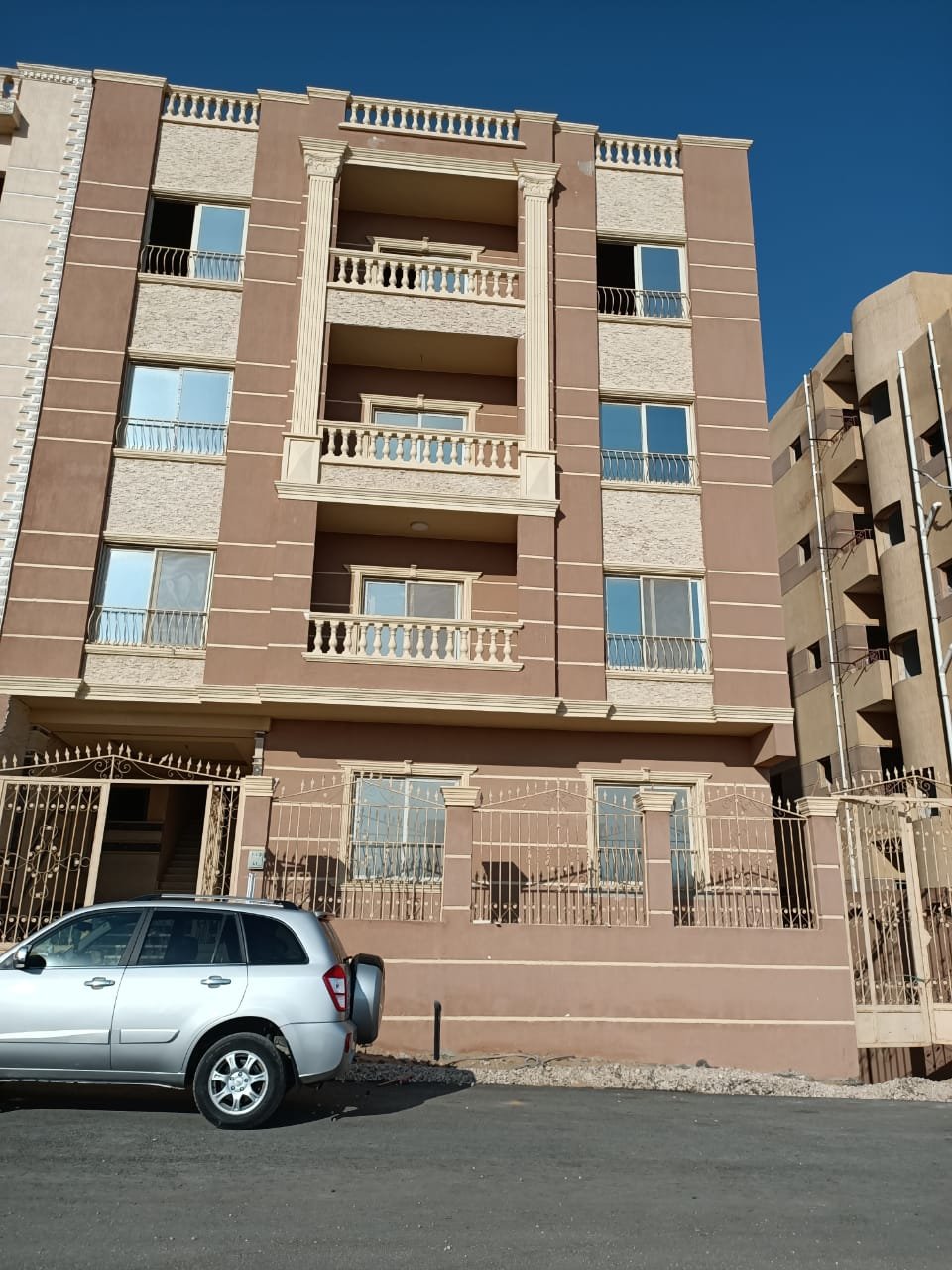 للبيع ارخص شقة بالاندلس التجمع الخامس